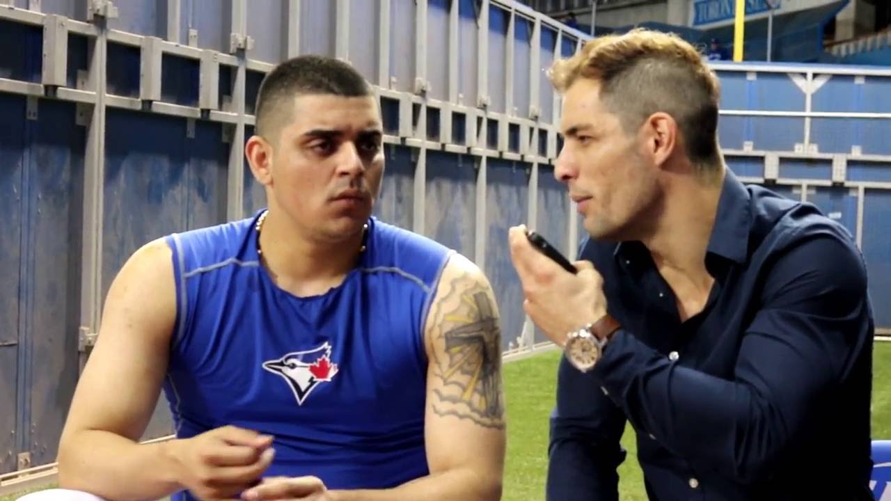Roberto Osuna nos muestra sus lanzamientos