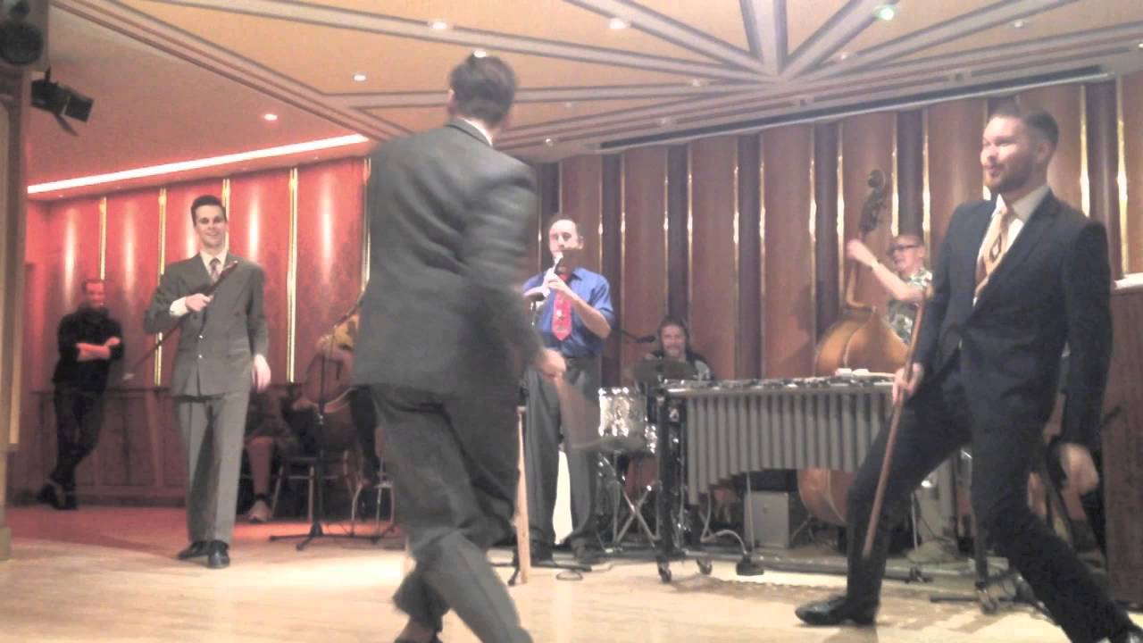 Swing Dance Performance - Harlem Hot Shots - Tommy Löbel Swing Band