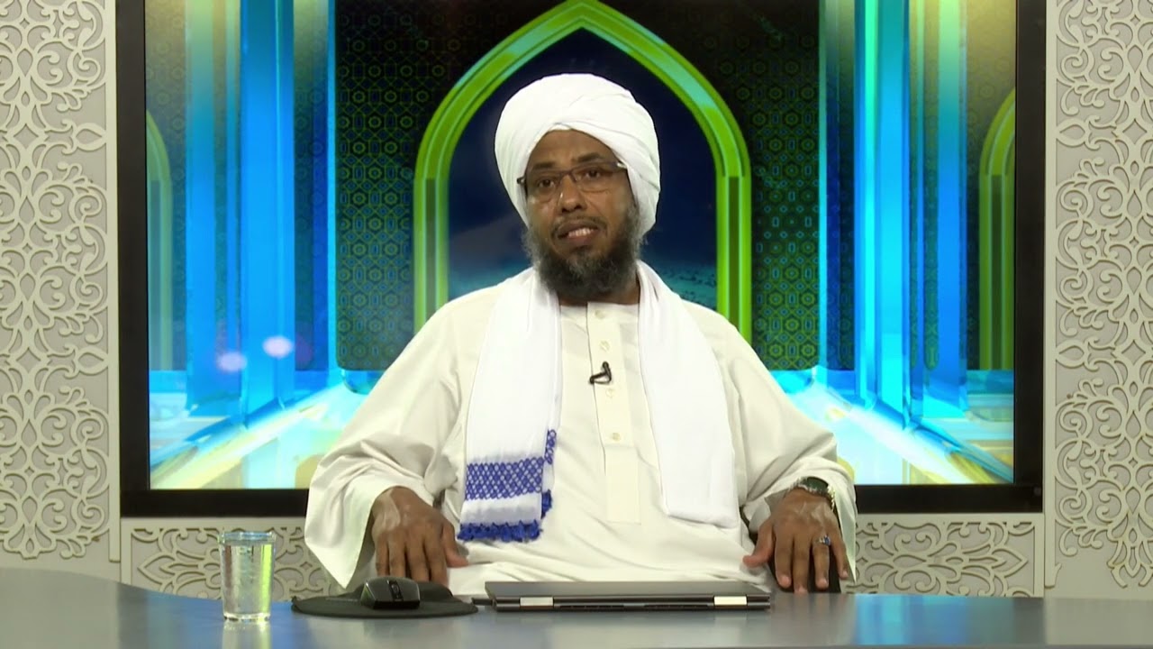 تفسير : أَوَلَمْ يَسِيرُوا فِي الأَرْضِ فَيَنظُرُوا كَيْفَ كَانَ عَاقِبَةُ الَّذِينَ مِن قَبْلِهِمْ