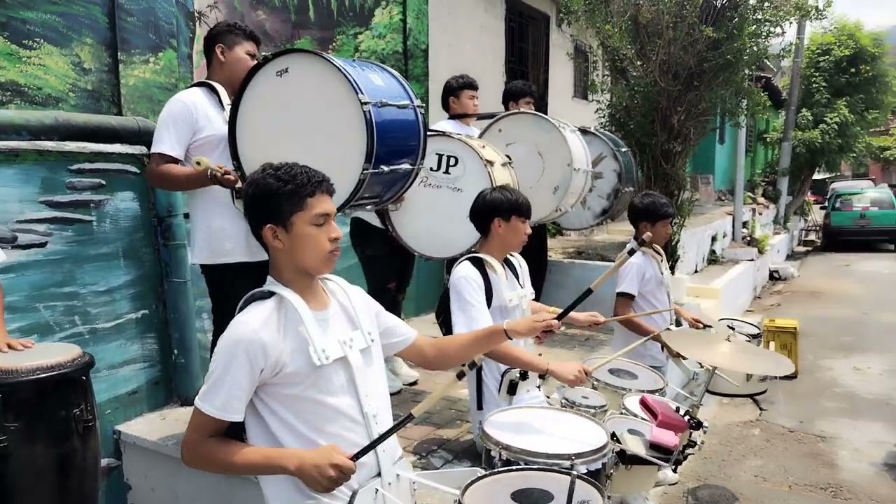 conplejo educativo sor clara Quiroz ciudad Colón Banda de paz