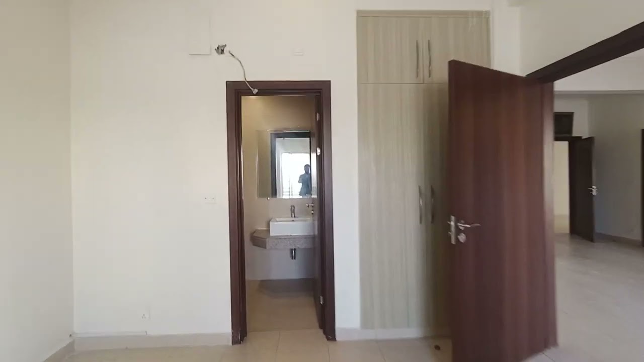 Bahria Heights Tower H 1st Floor Outer Park Facing Extra Terrace Available For Rent