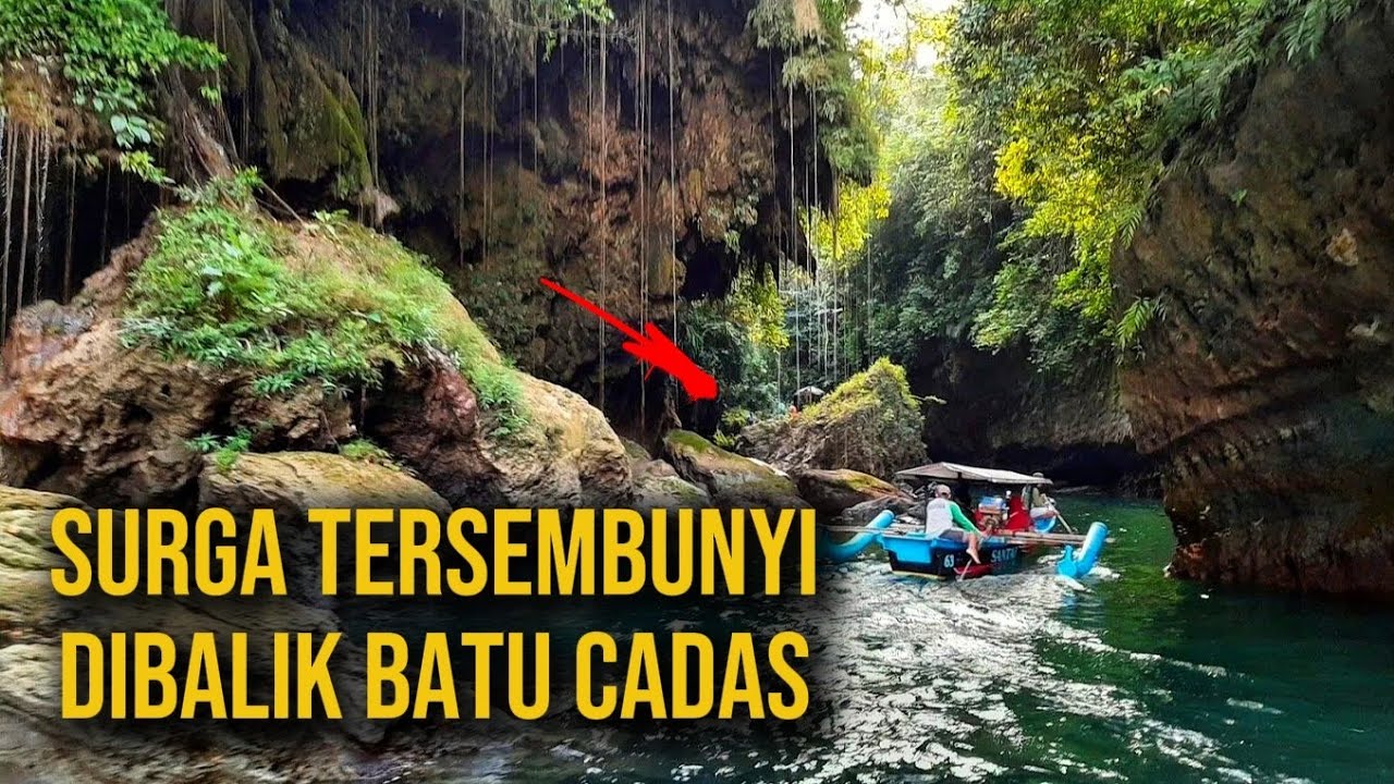 Perjalanan ke pelosok kampung - Sungai biru toska kehijauan di Pesisir Selatan Jawa Barat