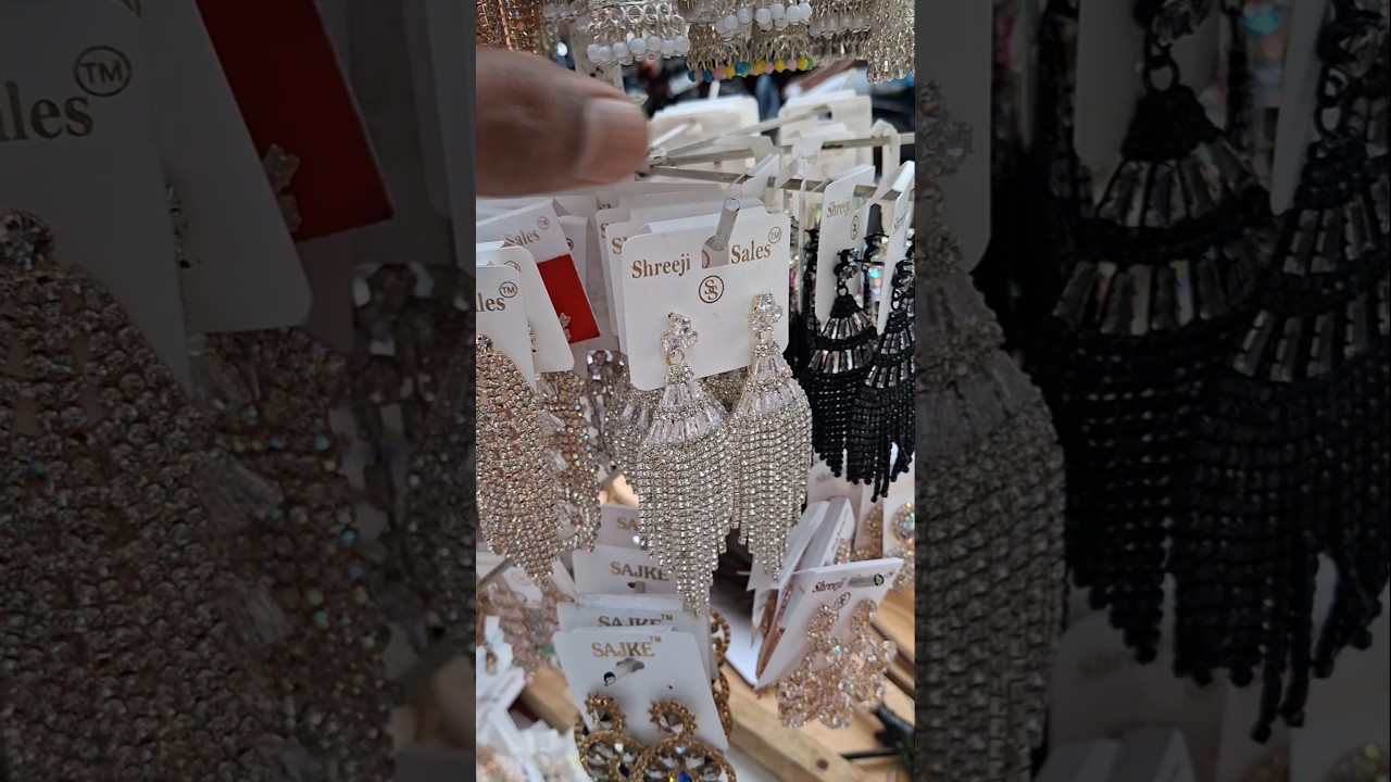 2025 durga Puja. Best earing collection of new market &hearts;️ #youtube #shopping #viral #short 🥰🛍👌