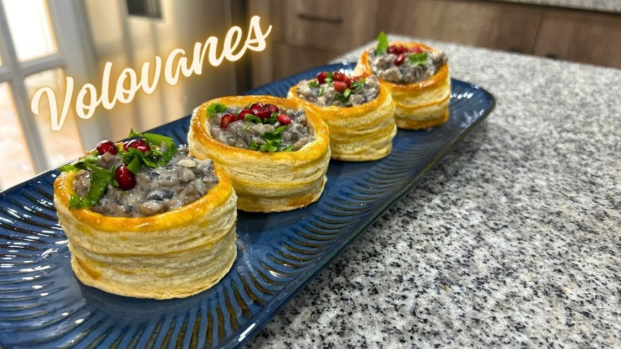 VOLOVANES RELLENOS DE CHAMPIÑONES