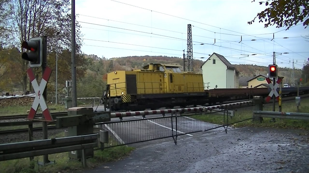 Spoorwegovergang Solnhofen (D) // Railroad crossing // Bahnübergang