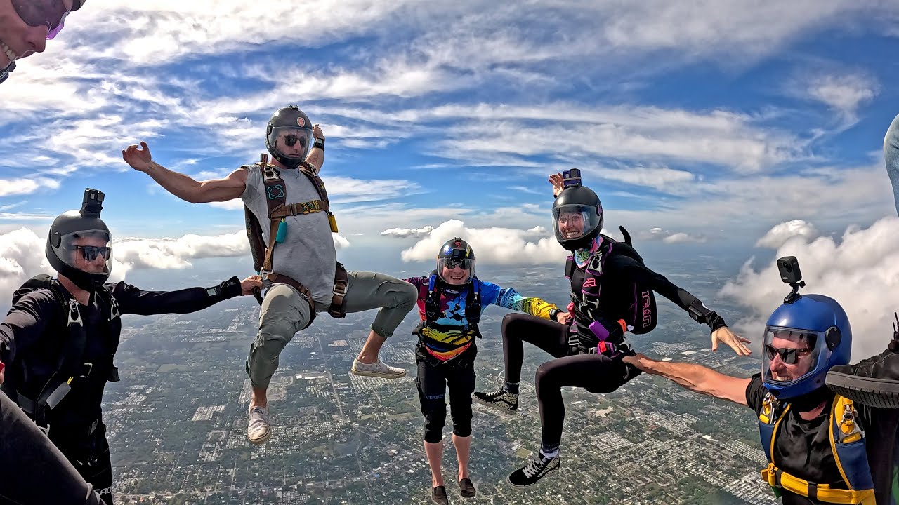 Birthday Cake or Chandelier? Skydiving Hybrid at Z-Hills