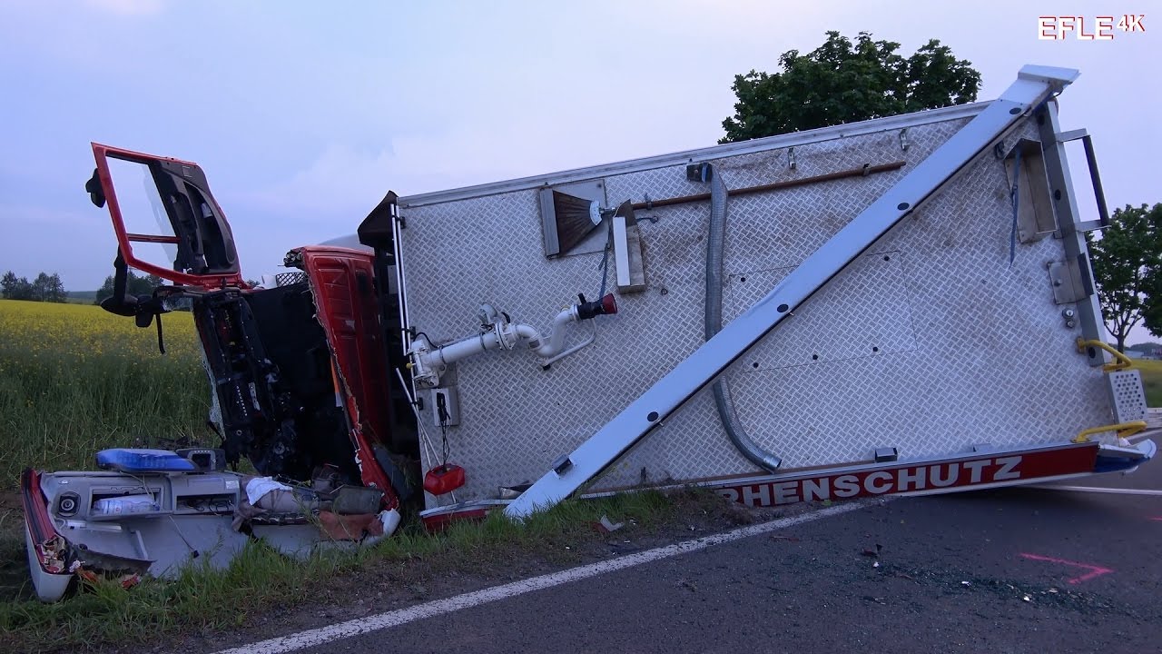 TLF verunglückt auf Einsatzfahrt/eigene Kameraden müssen ausrücken/Bad Düben [19.05.2017]