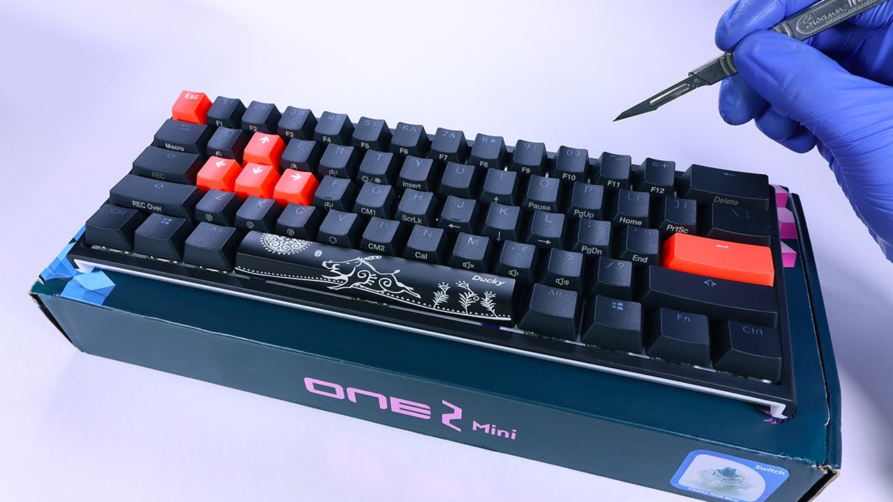 (Fake) Ducky One 2 Mini Mechanical Keyboard Unboxing - ASMR