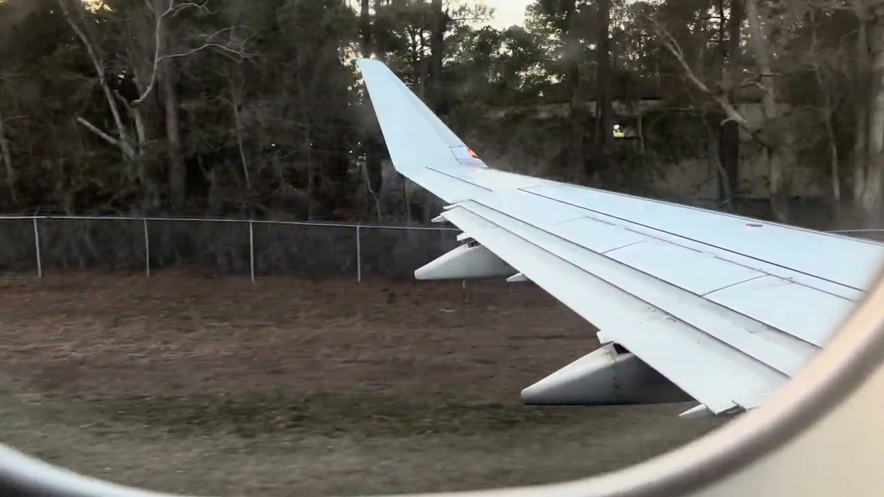 4K |  Hilton Head Landing - American Eagle ERJ-175