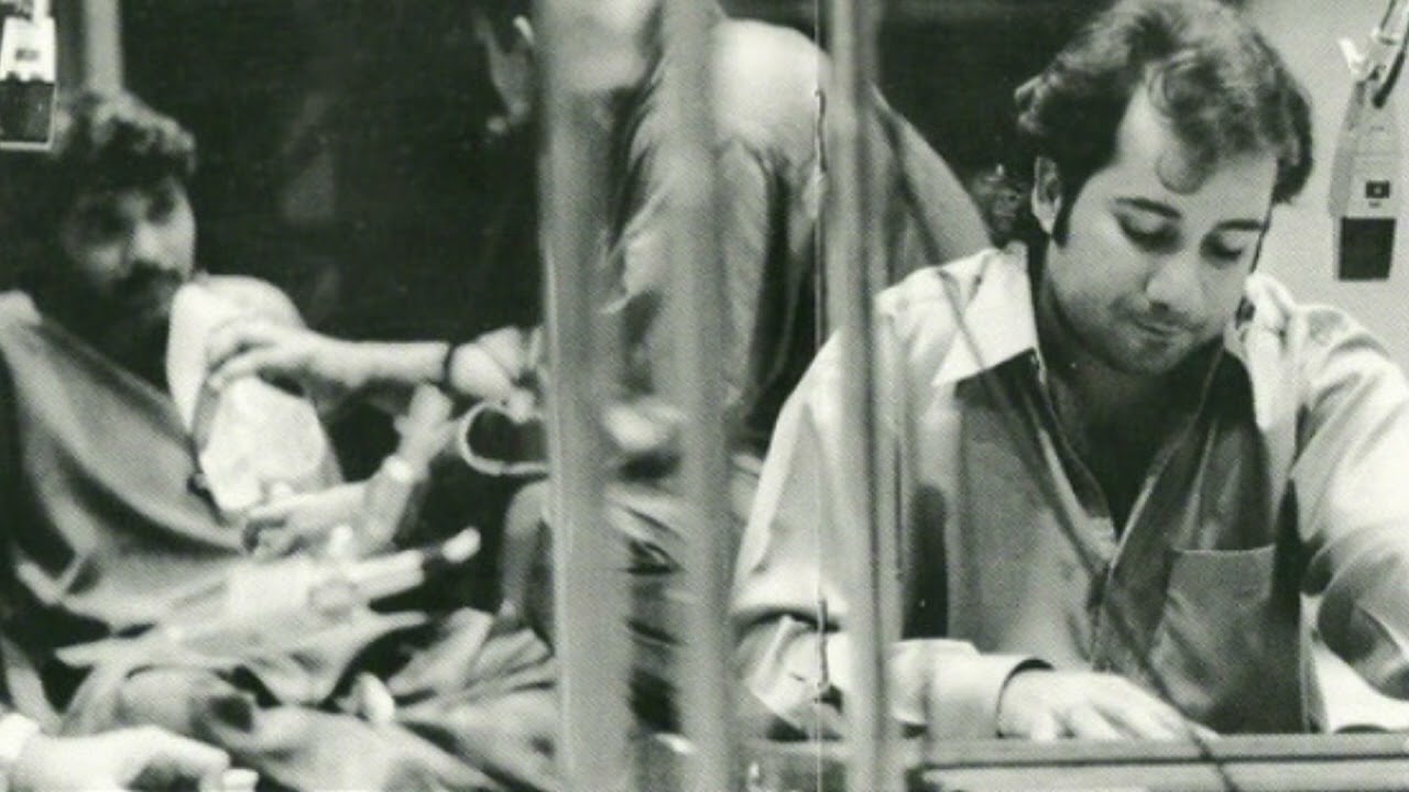 Ustad Rahat Fateh Ali Khan And Party RARE… Khaba Vich Mere Na Tu Aa Bewafaa