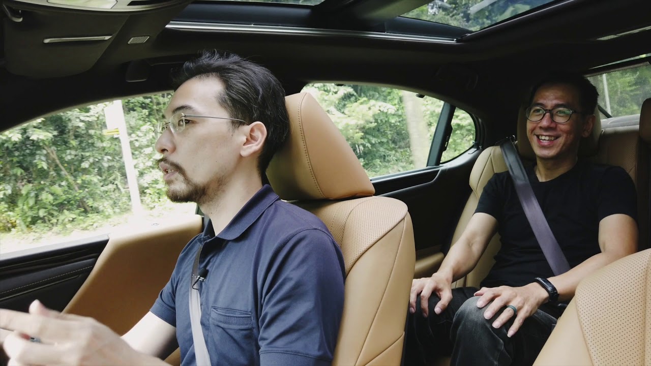 Get a lowdown on the Lexus ES with Carbuyer Singapore