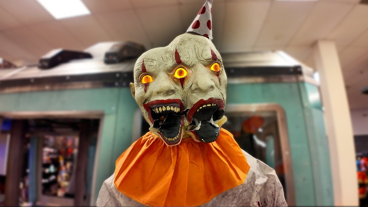 Terrible Spirit Halloween 2025 | Мерритт-Айленд, Флорида | Обзор магазина