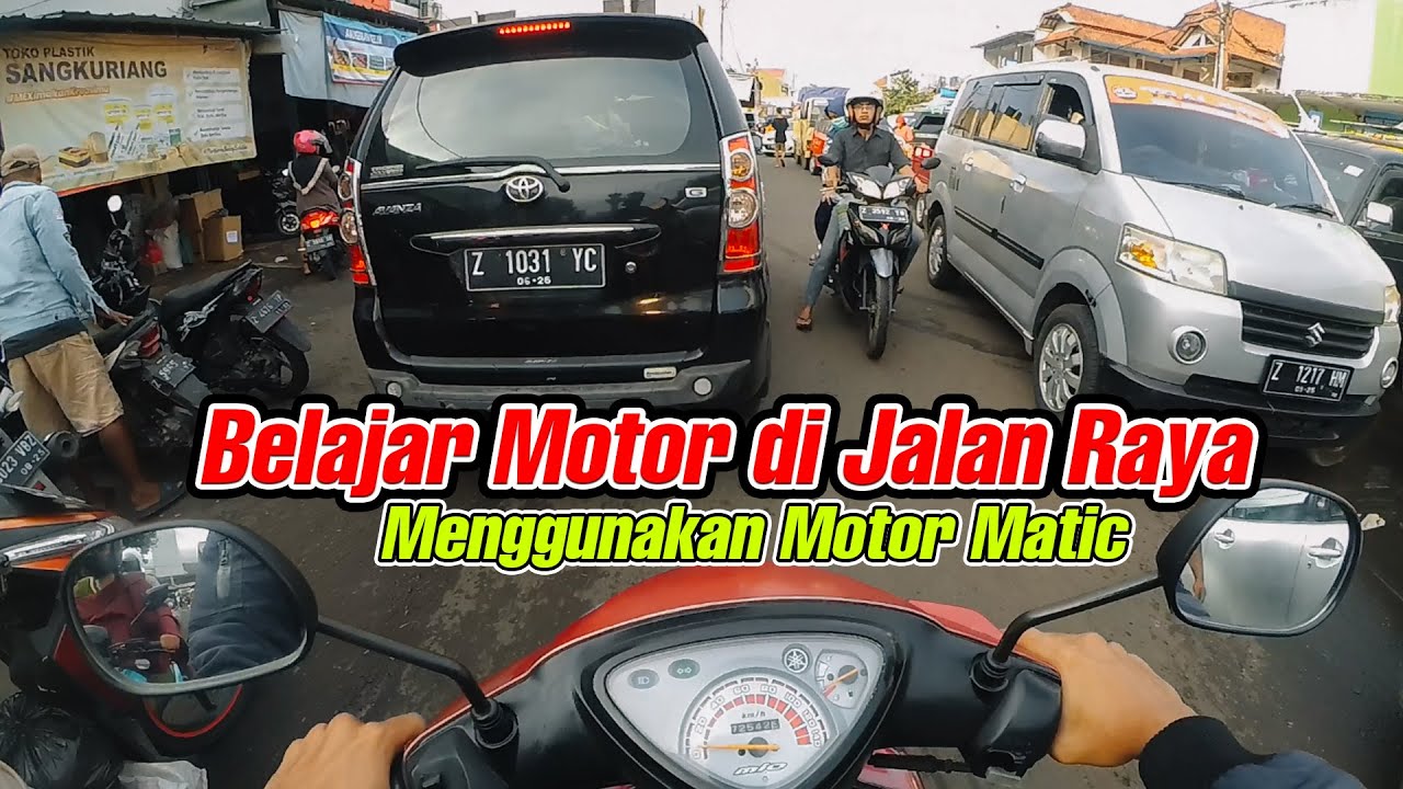 Belajar Motor di Jalan Raya Menggunakan Motor Matic