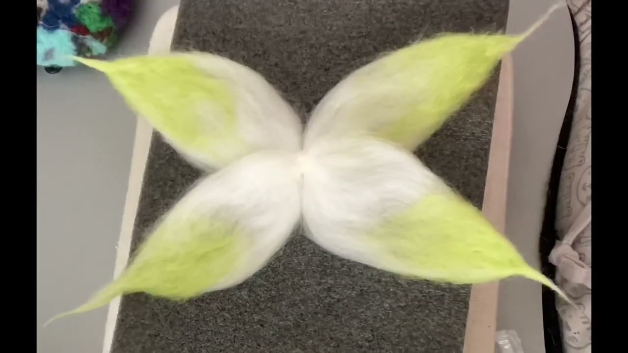 Hada de Primavera inspirada en la pedagogía Waldorf. Needle Felting work.