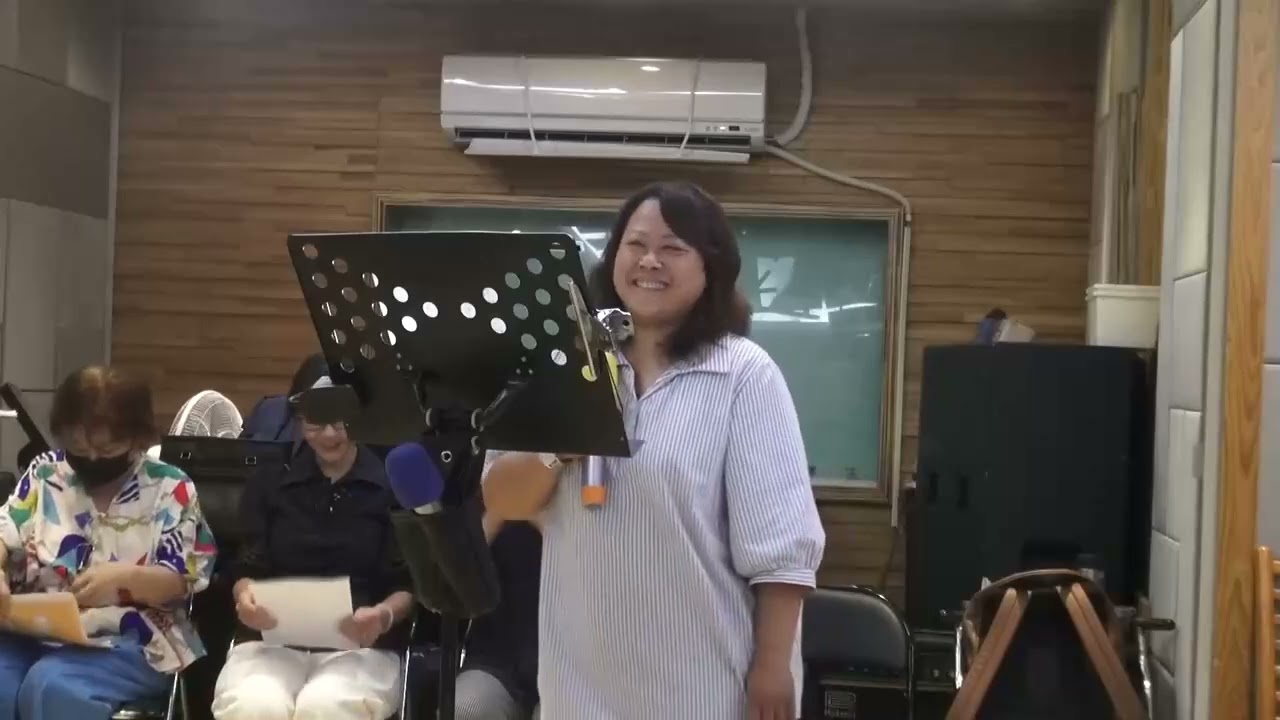 114/08/27 原唱:袁小迪 無情劍 演唱:王秀絹