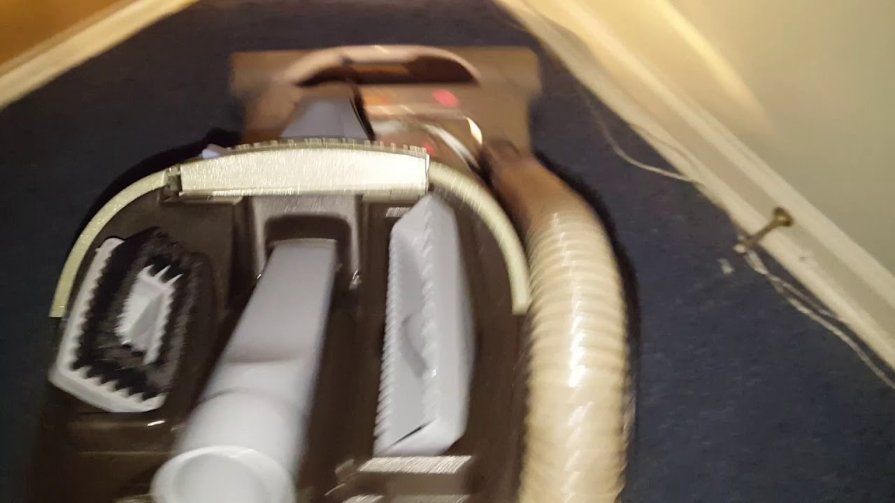 Vacuuming with the hoover twin chamber.