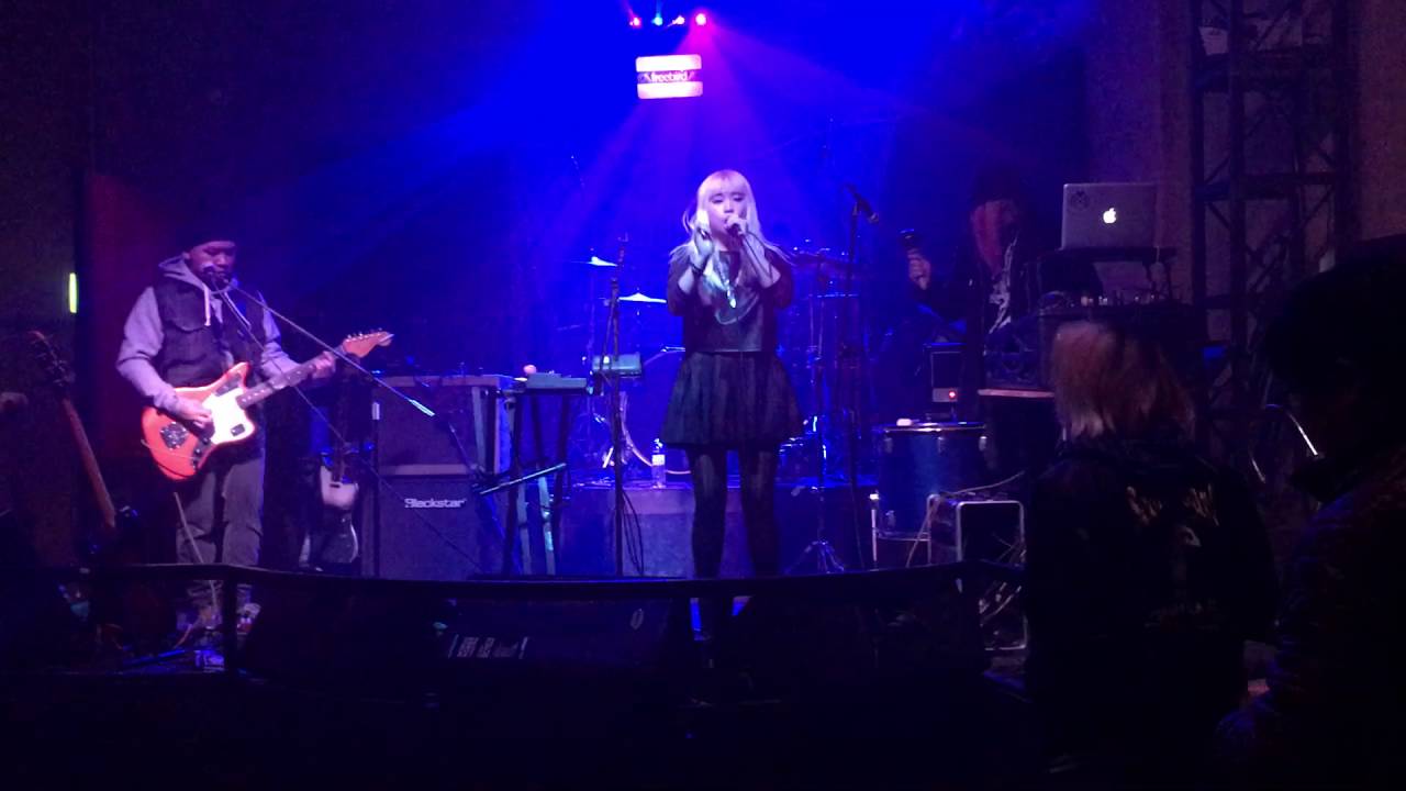 Love X Stereo (2016-03-08 Seoul, Freebird) 03 Temptation (New Order cover)