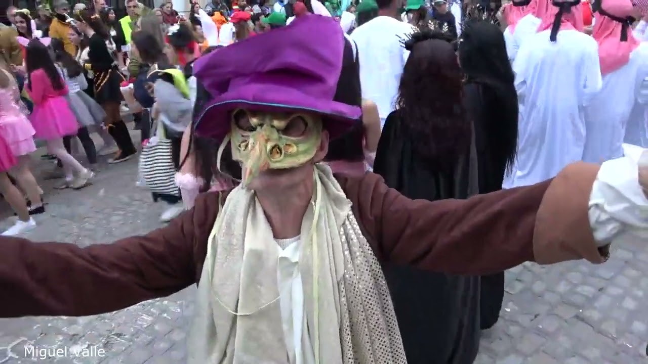 Pasacalles: carnaval de Morón 2025