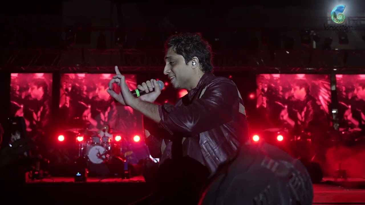 Nikhil D&rsquo;Souza Live at Sangeetam | Shobhit University Musical Nigh