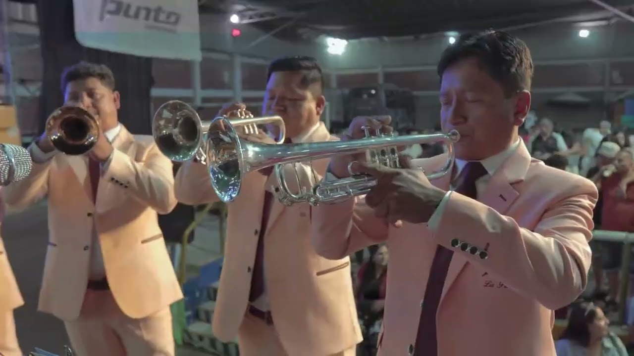 BANDA SHOW FILARMÓNICA LLIPA_MIX PERLITA DE CHAVIN