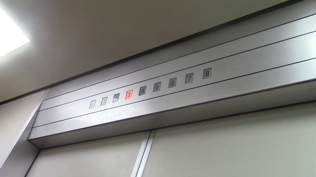 【解体と閉鎖に伴い現存せず】旧帯広厚生病院のエレベーター