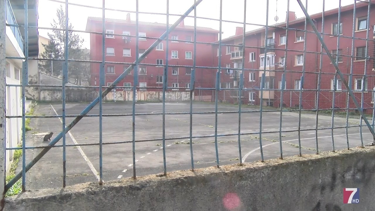 El Ayuntamiento de Ortuella construirá este verano un parking público gratuito en el barrio..