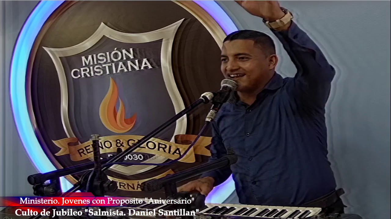 Daniel Santillan en el Centro Cristiano Tabernáculo ( POPURRI voy a perder la compostura)