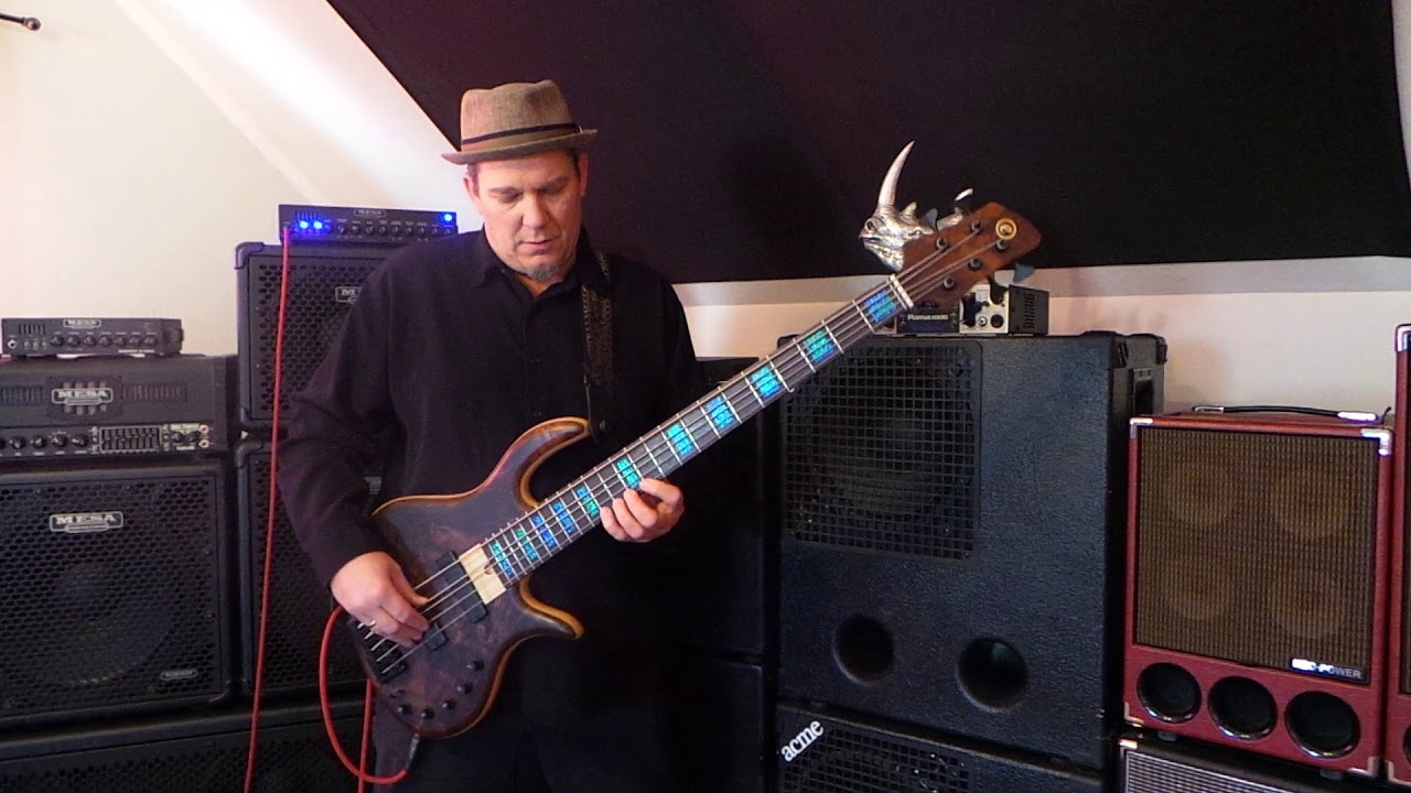 HD - Elrick Evolution - Custom 5 string Bass Demo - Andy Irvine