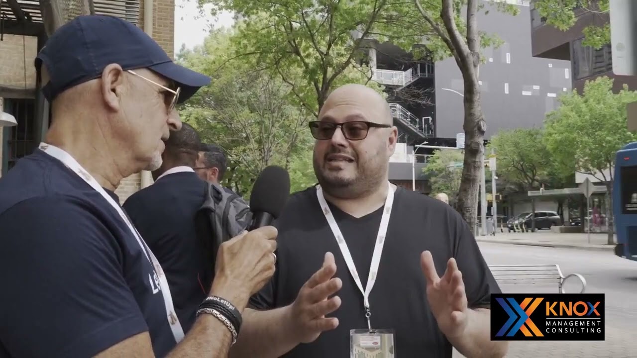 Ted Rubin at SXSW 2023 with Lee Roth from BeenThereDoneThat