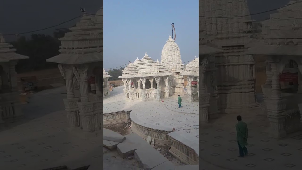 Parashnath mandir at underconstruction to be complete.