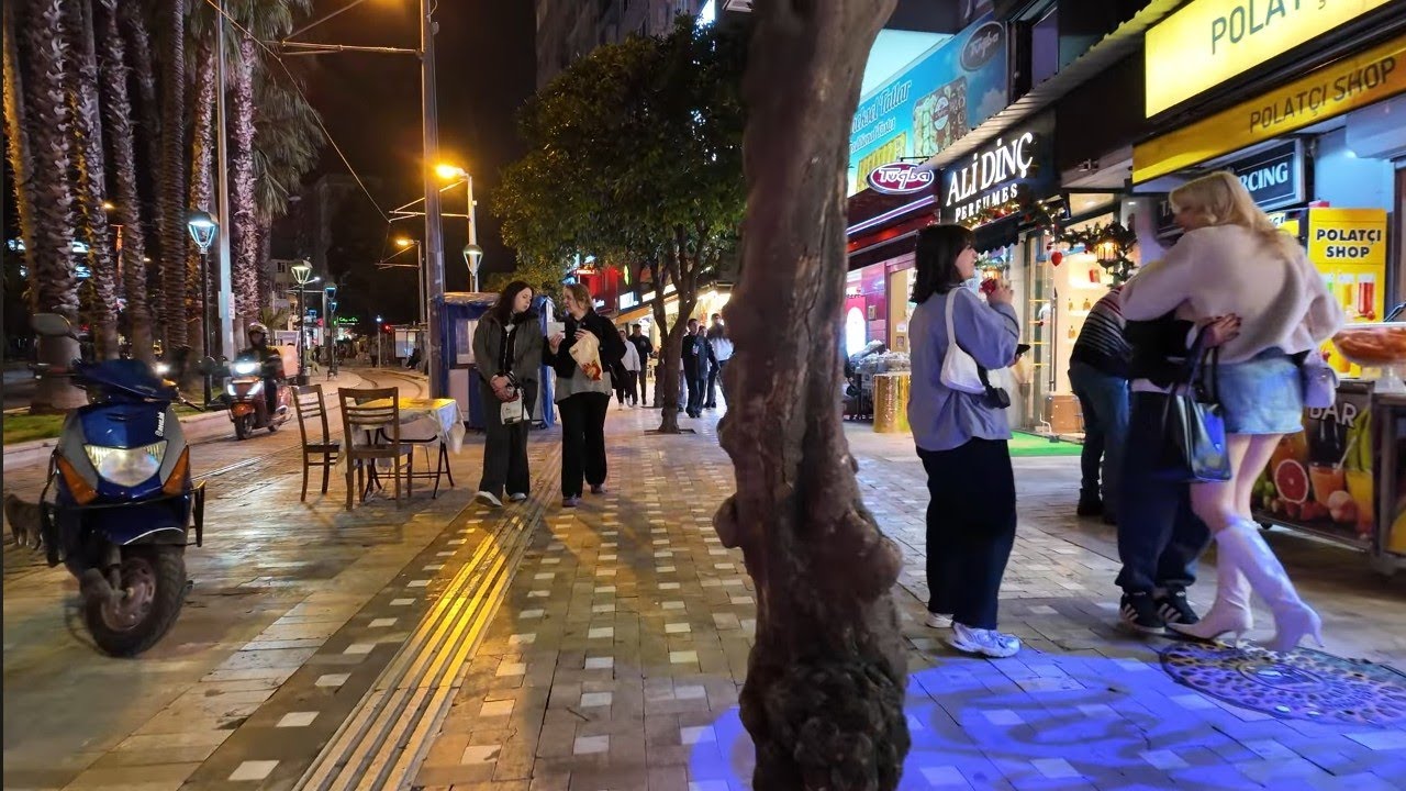 Antalya Muratpaşa Evening Walk 4K | TURKEY