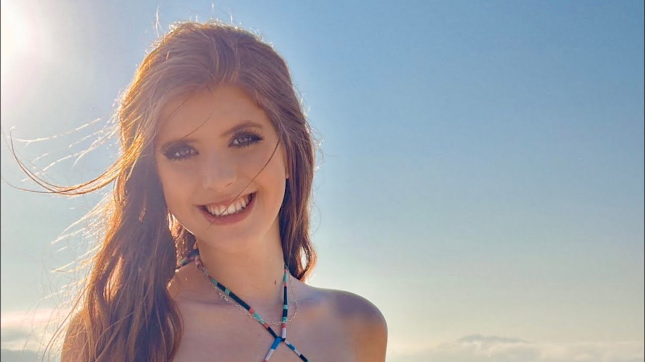 PRAIA DA DANIELA em AGOSTO/24 com a FAMÍLIA 🤩 - Júlia Vitória