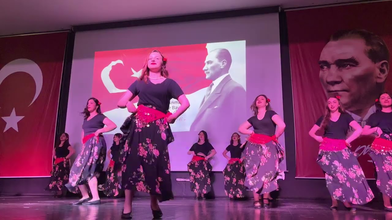 ROMAN GÖSTERİSİ 19 MAYIS GÜLTEN ÖZAYDIN