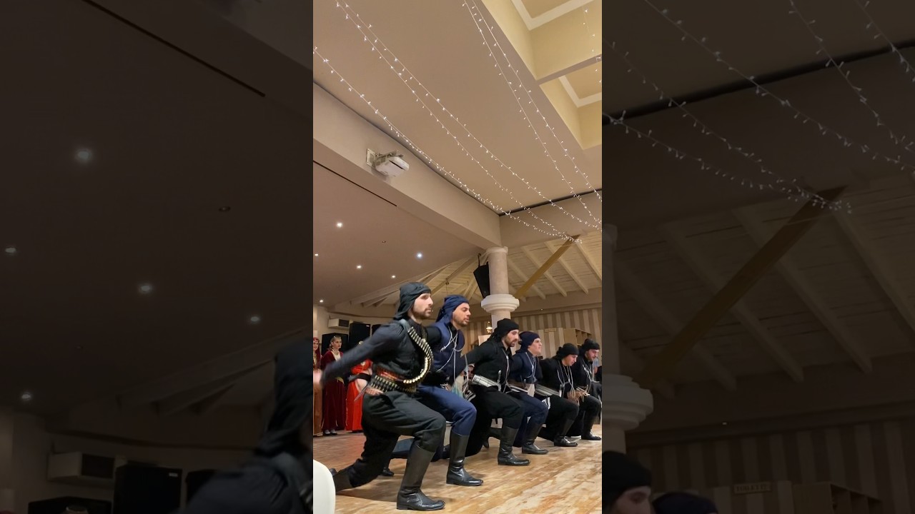 &Pi;&upsilon;&rho;&rho;ί&chi;&iota;&omicron;&sigmaf; &chi;&omicron;&rho;ό&sigmaf;, &Sigma;έ&rho;&rho;&alpha;. &Tau;&alpha; &lambda;ό&gamma;&iota;&alpha; &pi;&epsilon;&rho;&iota;&sigma;&sigma;&epsilon;ύ&omicron;&upsilon;&nu; ⚔️🦅 #pontos #kars #pontiaka #traditional #&pi;&omicron;&nu;&tau;&iota;&alpha;&kappa;&alpha;