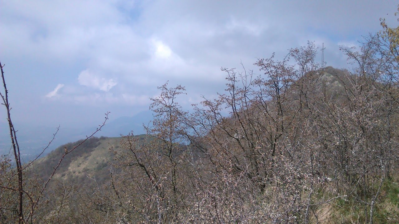 Monte Canto Alto (BG) 1146 mt (1) Escursionismo Facile in Montagna