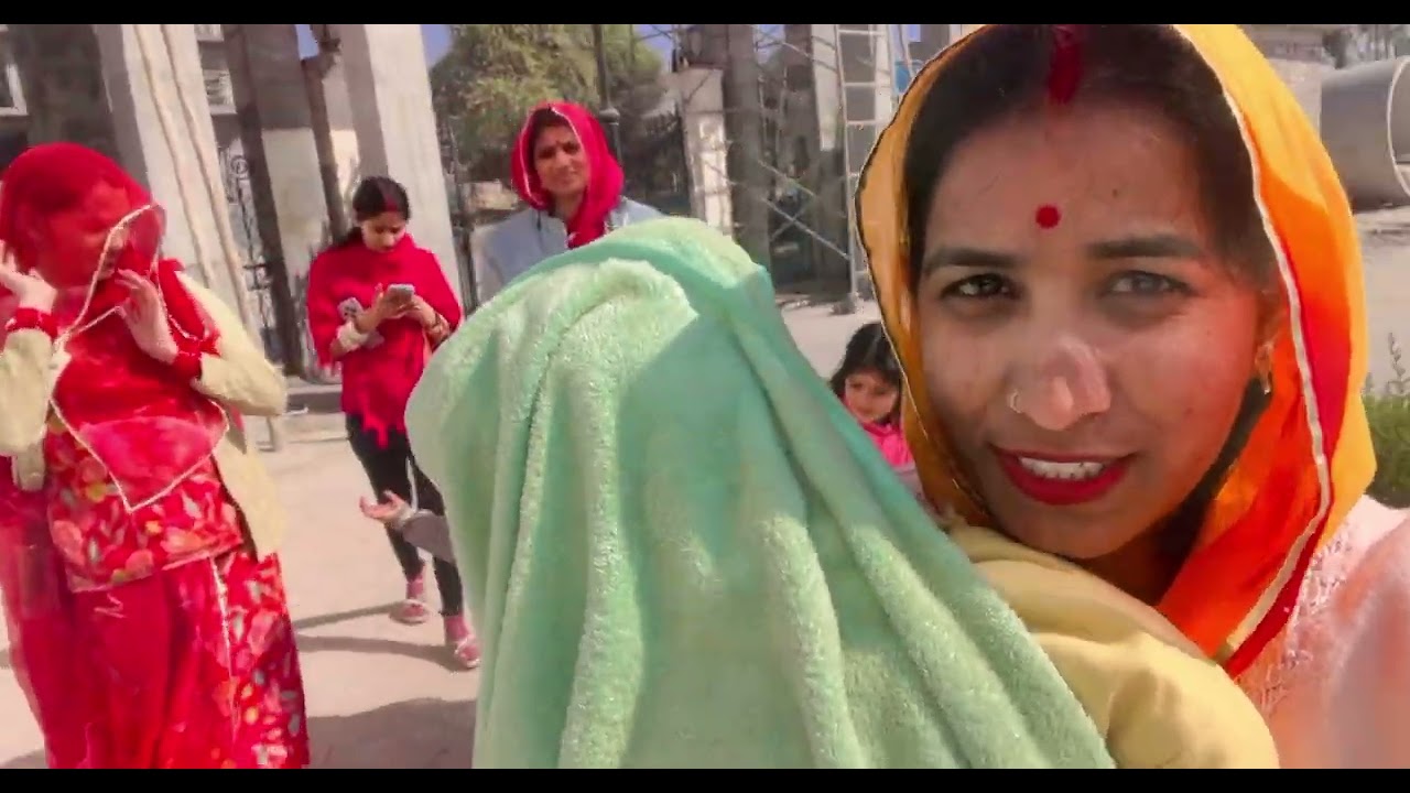 Hum sab gaye movie dekhne ….bachho ne ki masti 😀😆