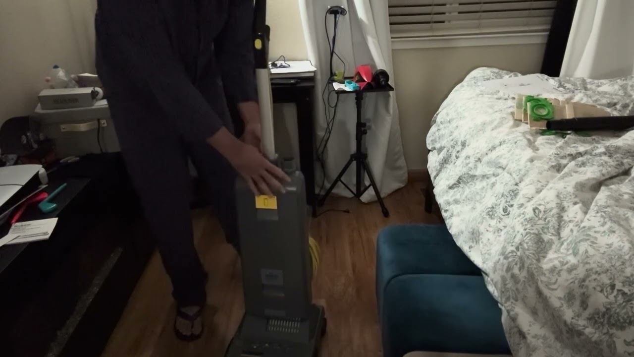 Vacuum Cleaner Review Unboxing And Assembling New Karcher Windsor Sensor XP12 Upright Vacuum 