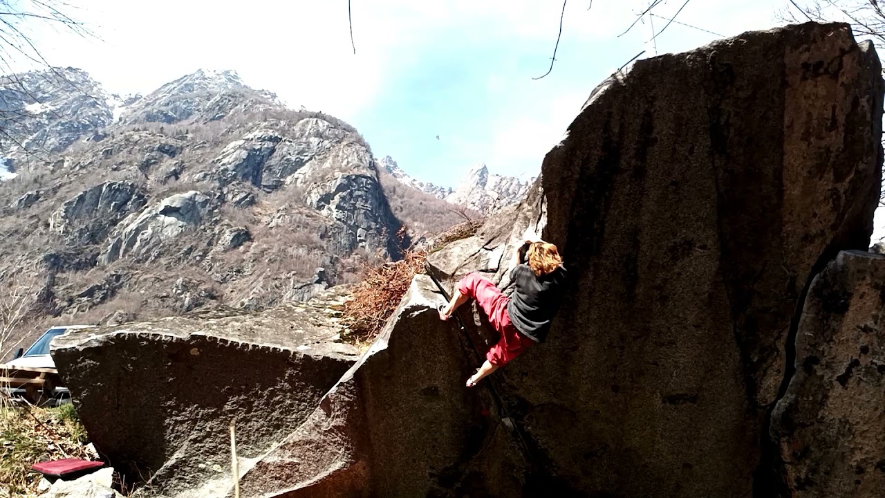 L'ARCO DI ROMA 7A+ - val Masino - tetto di filorera