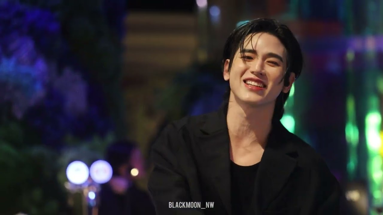 [FANCAM 29.12.25] ชอบแบบนี้ - #newwiee ft. #polcasan  #SiamParagon20thAnniversaryxNewPolcasan 