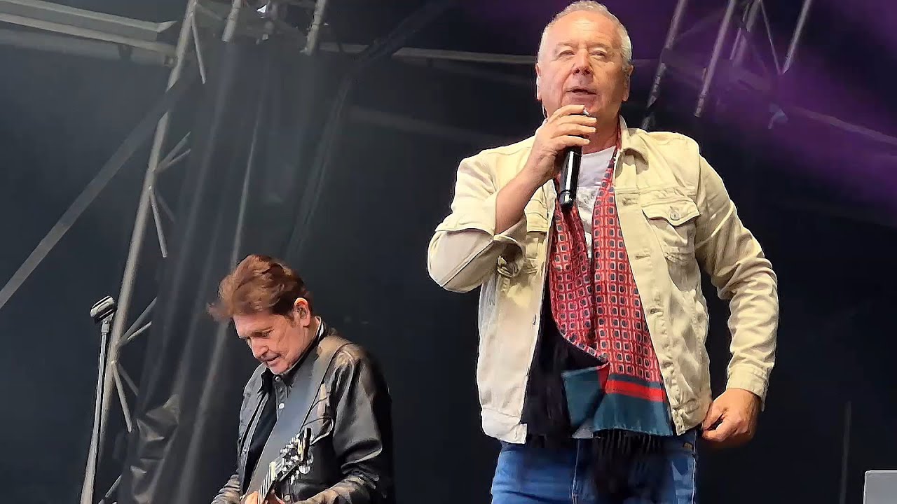 SIMPLE MINDS - MIDNIGHT WALKING