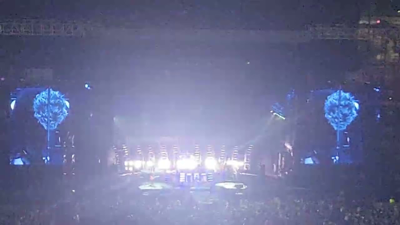 Wake Me Up When September Ends [Green Day Live in Milwaukee 9.24.24]