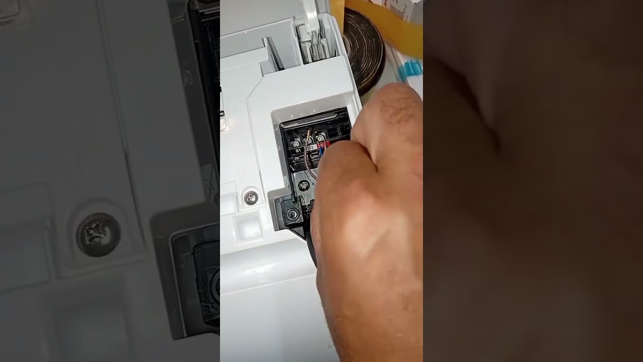 Instalación de aires acondicionado con bomba de desagües completo. # Elio # figuereo # Méndez.  