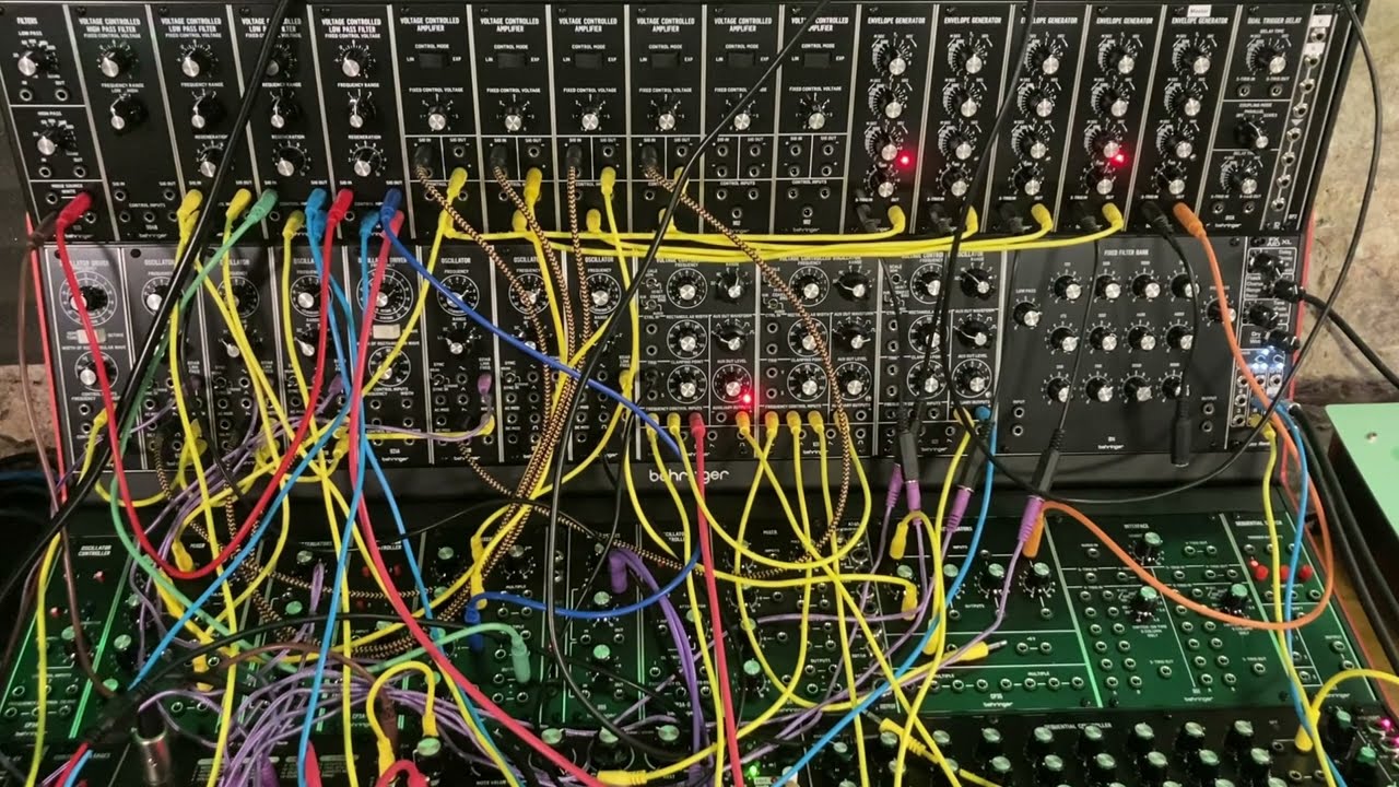 Behringer System 55 - LFO fun