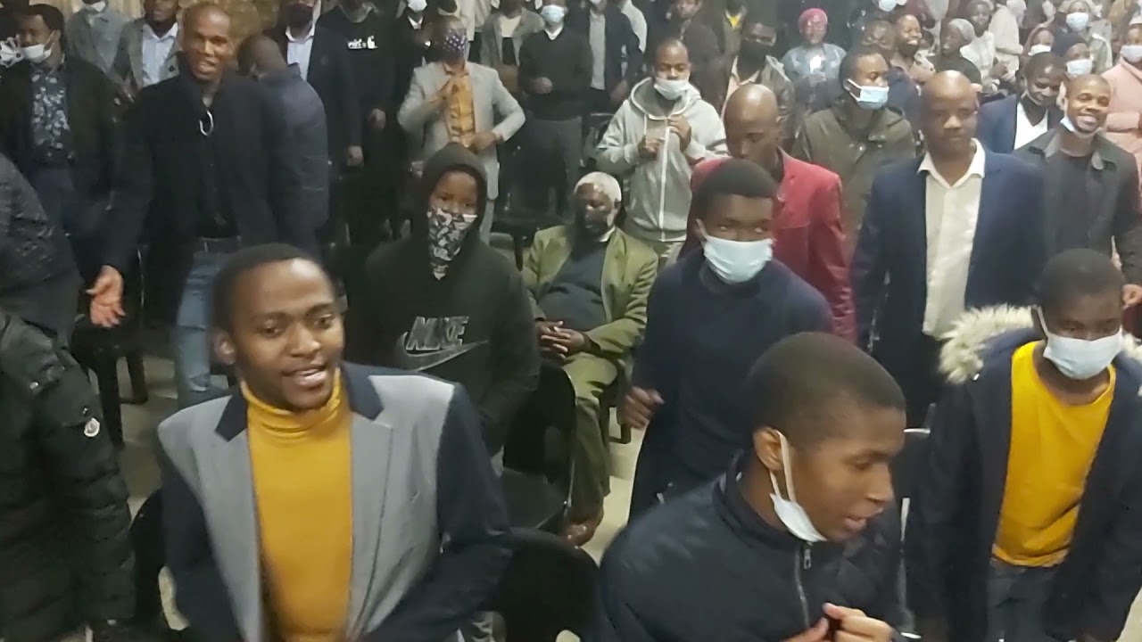 Song: Usibonile, usigcinile, Ebenezer