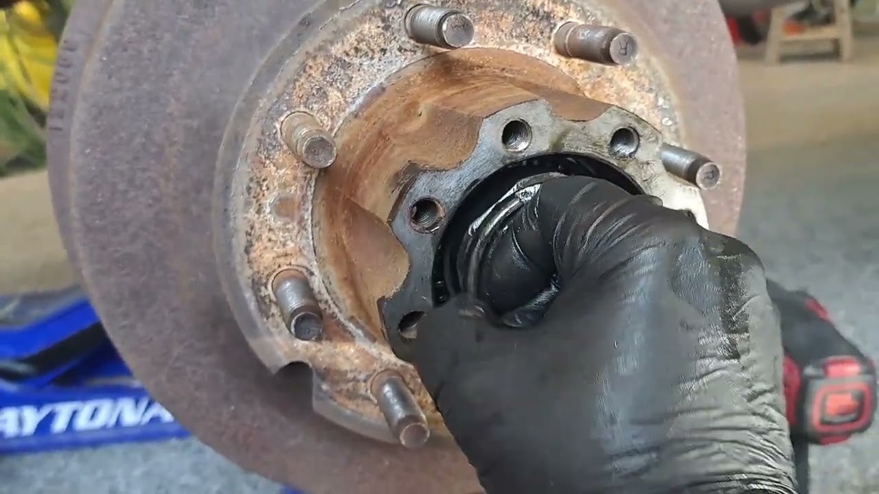 Ford F-350 rear drum brakes complete replacement walk through 1980-1991 dana 60