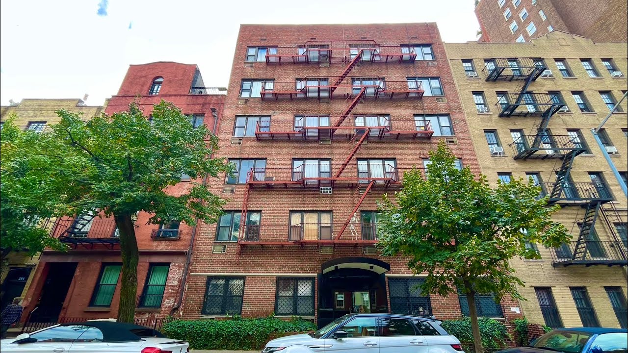 THE ULTIMATE West Village Find | Sun Blasted 2BR/2BA | Postwar Elevator | W 12th 6F | The Lost Boy 