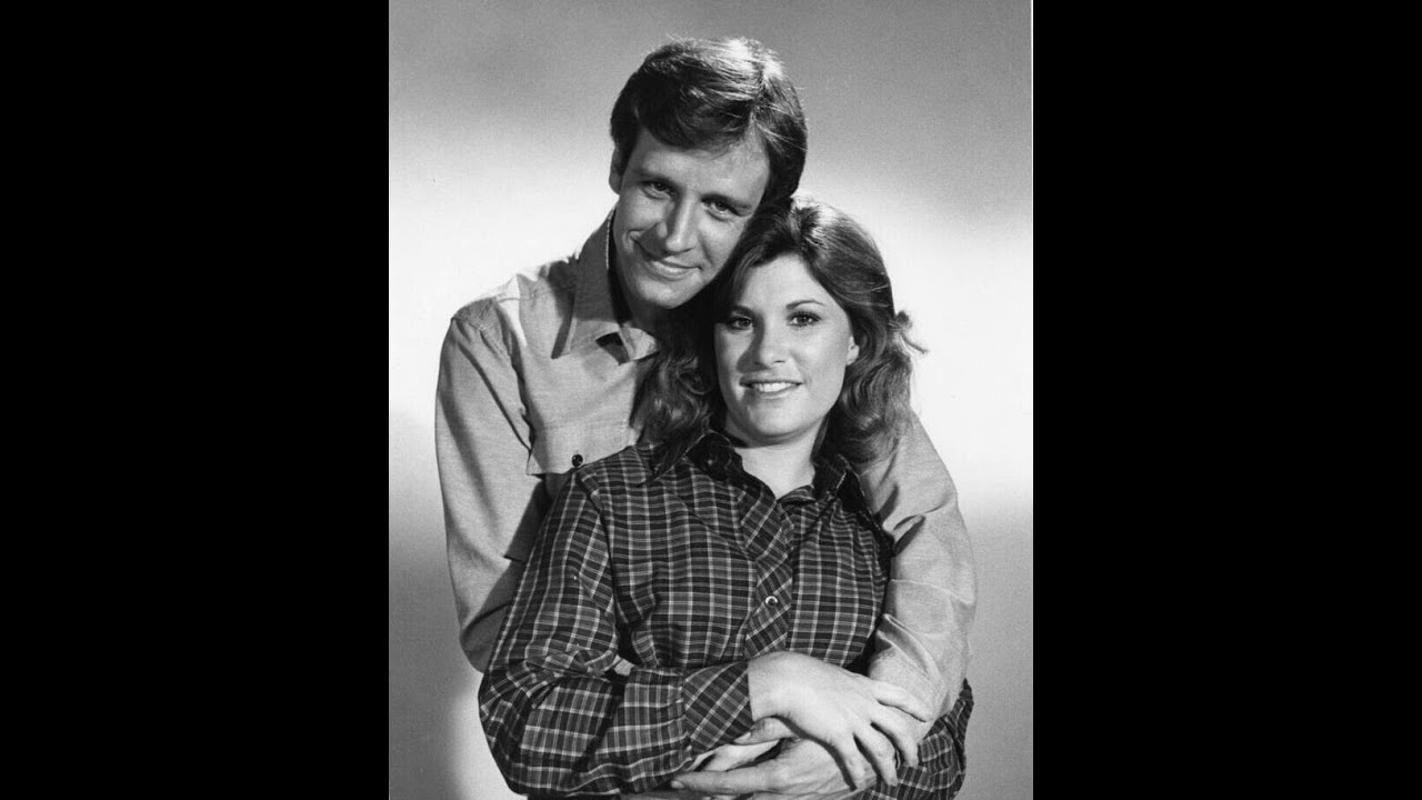 The  Waltons. Mary  Ellen  &  Jonesy.