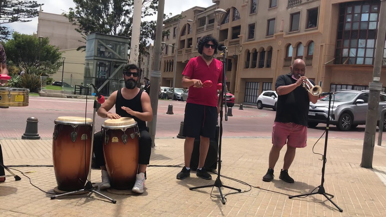 Mindanao Latin Jazz, Left hand bass/right hand keys. Papajazz band, La Serena, Chile.