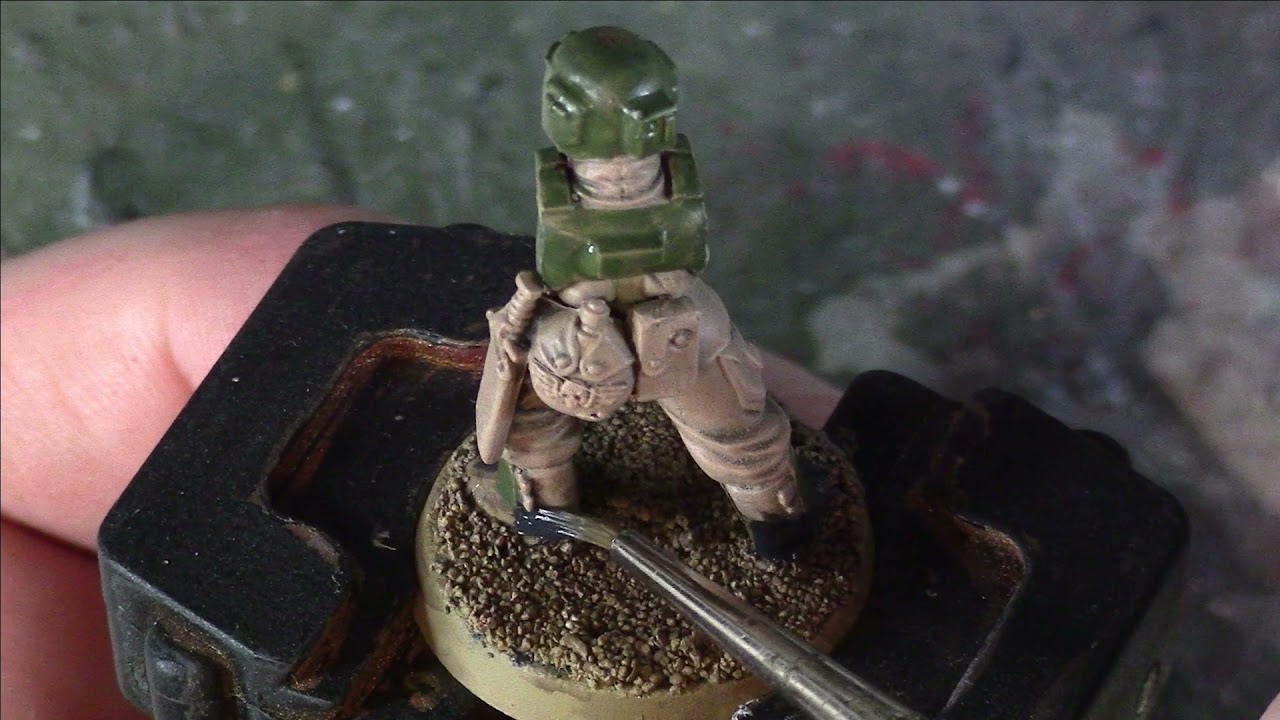 Warhammer 40000. How to paint an Imperial/Astra Militarum Guardsman in classic Cadian colours