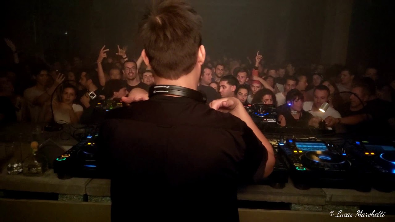 Maceo Plex in the 5th dimensional groove @ Kompass Club